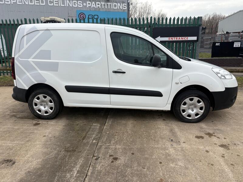 PEUGEOT PARTNER