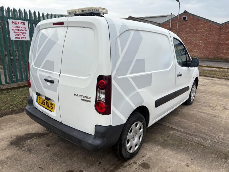 PEUGEOT PARTNER
